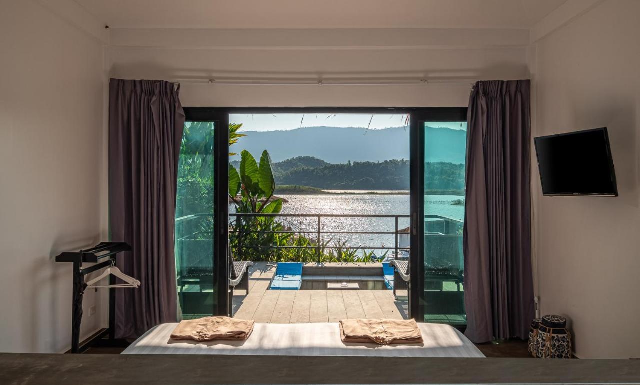 The Sanctuary Nam Ngum Beach Resort Vang Vieng Exterior photo